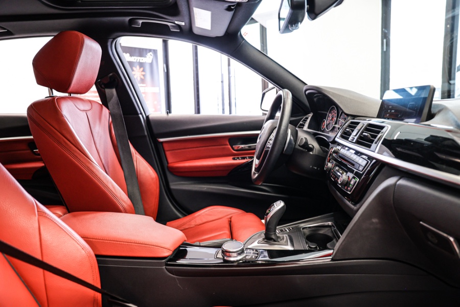 2017 BMW 3 Series 330i xDrive Sedan, available for sale in ELMONT, New York | 26 Motors Long Island. ELMONT, New York 2017 BMW 3 Series 330i xDrive Sedan, available for sale in ELMONT, New York | 26 Motors Long Island. ELMONT, New York