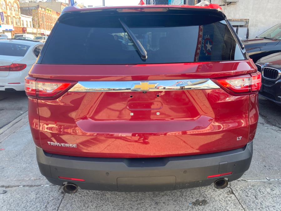 2018 Chevrolet Traverse 4dr LT Cloth w/1LT, available for sale in Brooklyn, New York | Carsbuck Inc.. Brooklyn, New York 2018 Chevrolet Traverse 4dr LT Cloth w/1LT, available for sale in Brooklyn, New York | Carsbuck Inc.. Brooklyn, New York