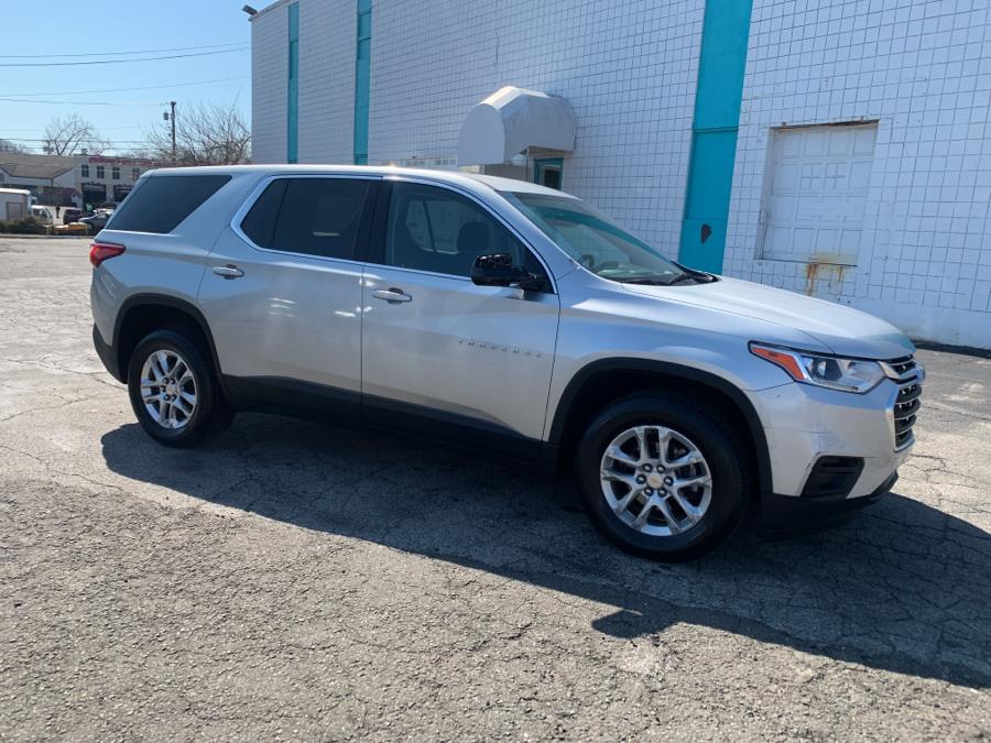 2018 Chevrolet Traverse AWD 4dr LS w/1LS, available for sale in Milford, Connecticut | Dealertown Auto Wholesalers. Milford, Connecticut 2018 Chevrolet Traverse AWD 4dr LS w/1LS, available for sale in Milford, Connecticut | Dealertown Auto Wholesalers. Milford, Connecticut