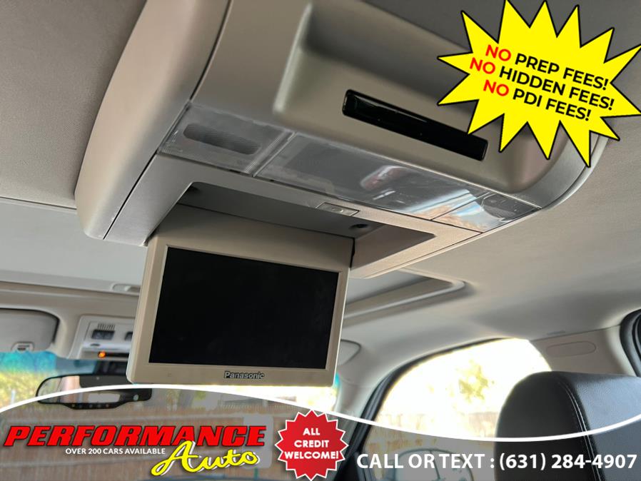 2008 Chevrolet Suburban 2WD 4dr 1500 LTZ, available for sale in Bohemia, New York | Performance Auto Inc. Bohemia, New York 2008 Chevrolet Suburban 2WD 4dr 1500 LTZ, available for sale in Bohemia, New York | Performance Auto Inc. Bohemia, New York