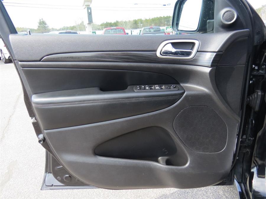 Used Jeep Grand Cherokee Altitude 4x4 4dr SUV 2020 | Lake City Exports Inc. Auburn, Maine Used Jeep Grand Cherokee Altitude 4x4 4dr SUV 2020 | Lake City Exports Inc. Auburn, Maine