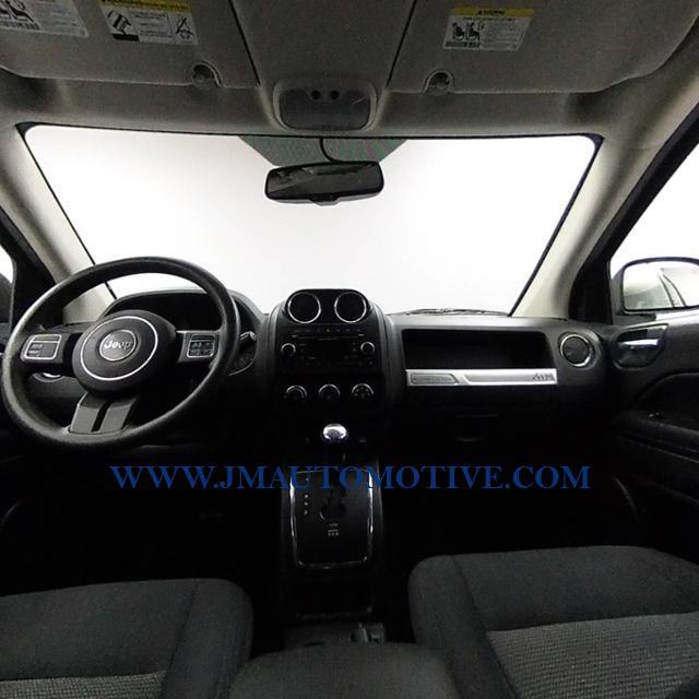 2016 Jeep Compass 4WD 4dr Sport, available for sale in Naugatuck, Connecticut | J&M Automotive Sls&Svc LLC. Naugatuck, Connecticut 2016 Jeep Compass 4WD 4dr Sport, available for sale in Naugatuck, Connecticut | J&M Automotive Sls&Svc LLC. Naugatuck, Connecticut