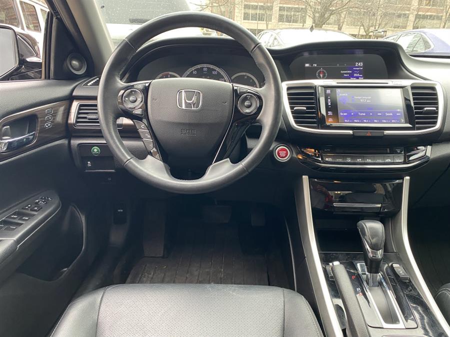 Used Honda Accord EX-L V6 2017 | Autouse. Andover, Massachusetts Used Honda Accord EX-L V6 2017 | Autouse. Andover, Massachusetts