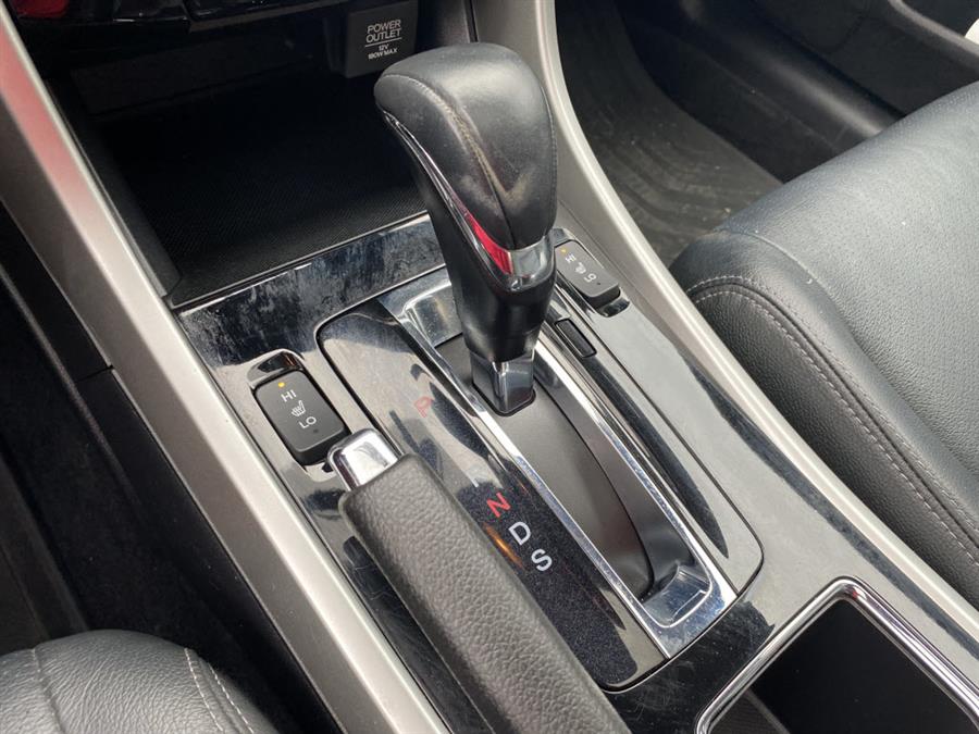 Used Honda Accord EX-L V6 2017 | Autouse. Andover, Massachusetts Used Honda Accord EX-L V6 2017 | Autouse. Andover, Massachusetts