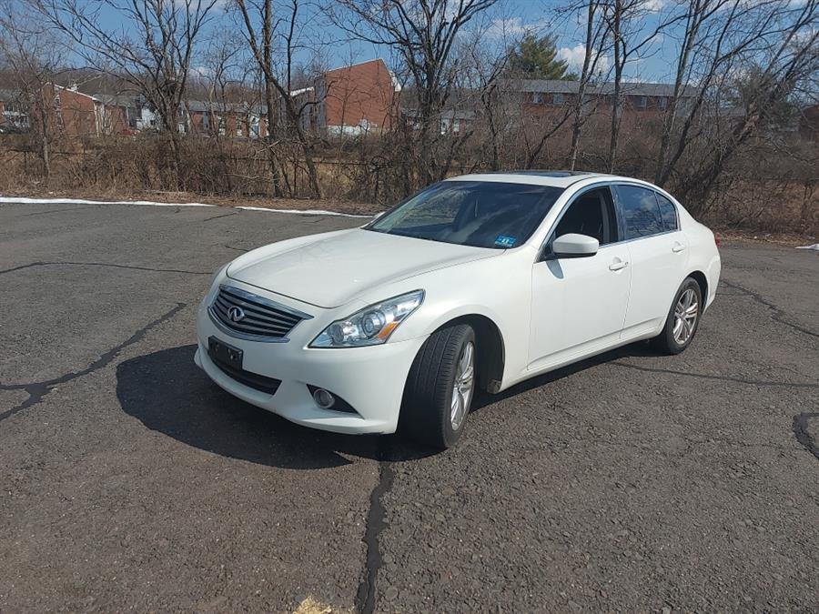 2013 Infiniti G37 Sedan 4dr x AWD, available for sale in West Hartford, Connecticut | Chadrad Motors llc. West Hartford, Connecticut