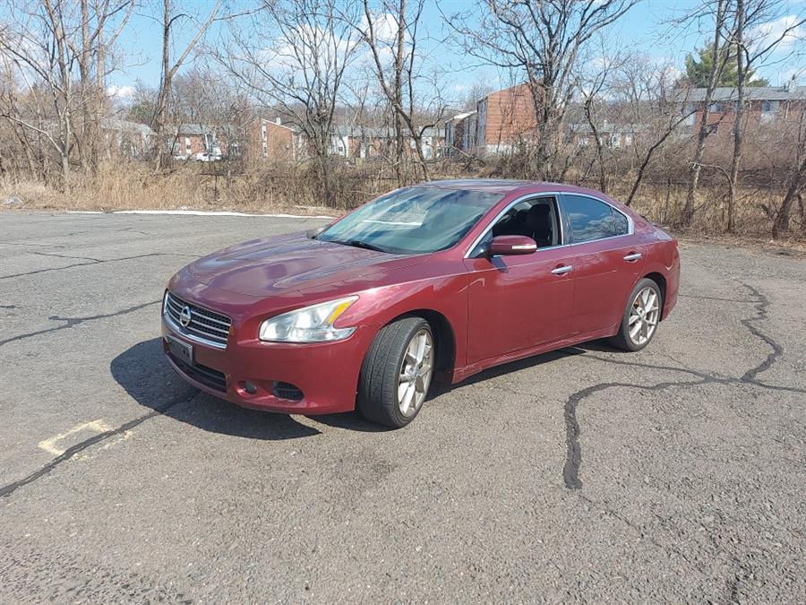 2010 Nissan Maxima 4dr Sdn V6 CVT 3.5 SV w/Sport Pkg, available for sale in West Hartford, Connecticut | Chadrad Motors llc. West Hartford, Connecticut