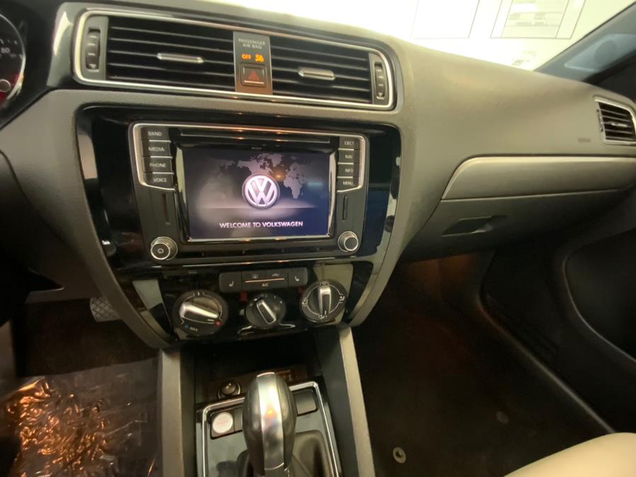 2016 Volkswagen Jetta Sedan 4dr Auto 1.8T Sport PZEV, available for sale in Hartford, Connecticut | Franklin Motors Auto Sales LLC. Hartford, Connecticut 2016 Volkswagen Jetta Sedan 4dr Auto 1.8T Sport PZEV, available for sale in Hartford, Connecticut | Franklin Motors Auto Sales LLC. Hartford, Connecticut