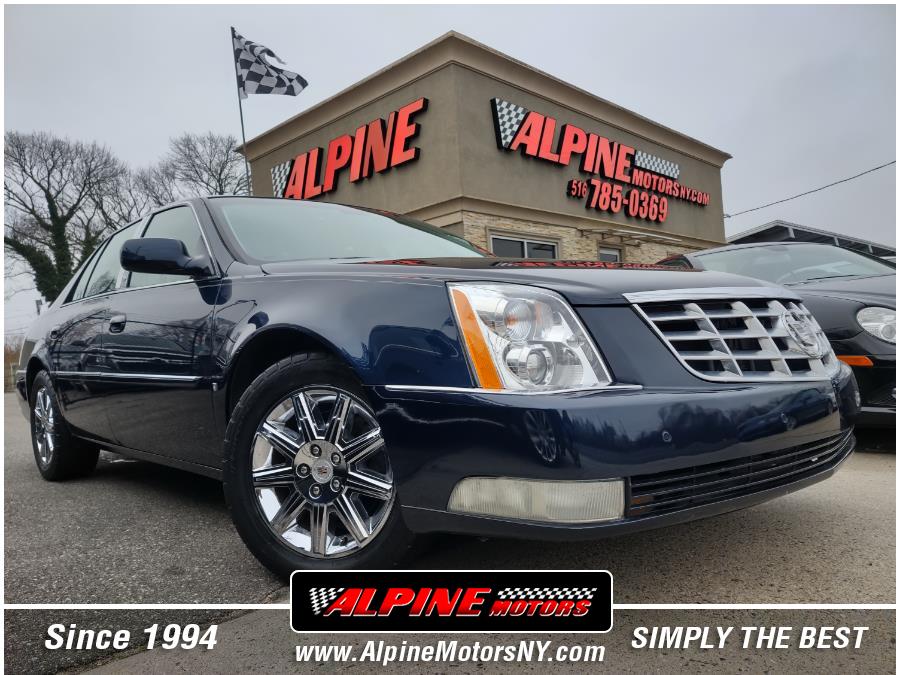 Used Cadillac DTS 4dr Sdn w/1SA 2009 | Alpine Motors Inc. Wantagh, New York Used Cadillac DTS 4dr Sdn w/1SA 2009 | Alpine Motors Inc. Wantagh, New York