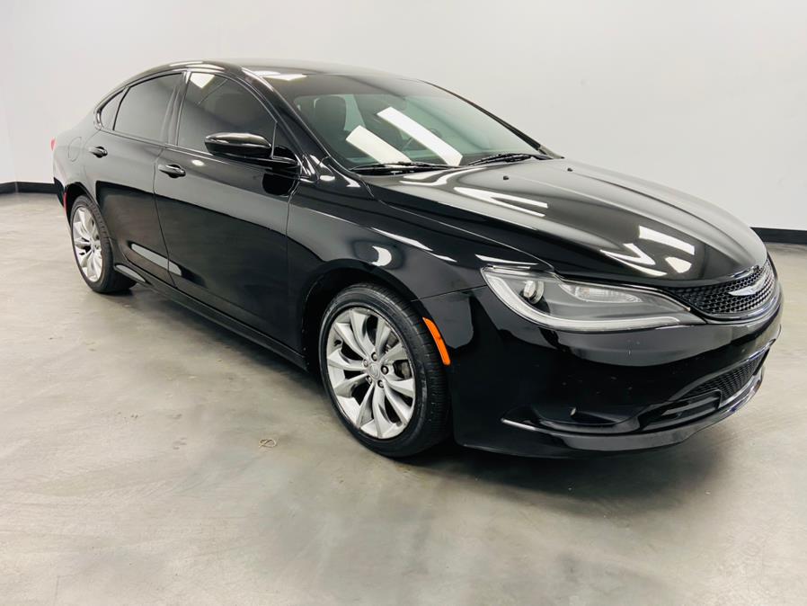 Used Chrysler 200 4dr Sdn S FWD 2015 | East Coast Auto Group. Linden, New Jersey Used Chrysler 200 4dr Sdn S FWD 2015 | East Coast Auto Group. Linden, New Jersey