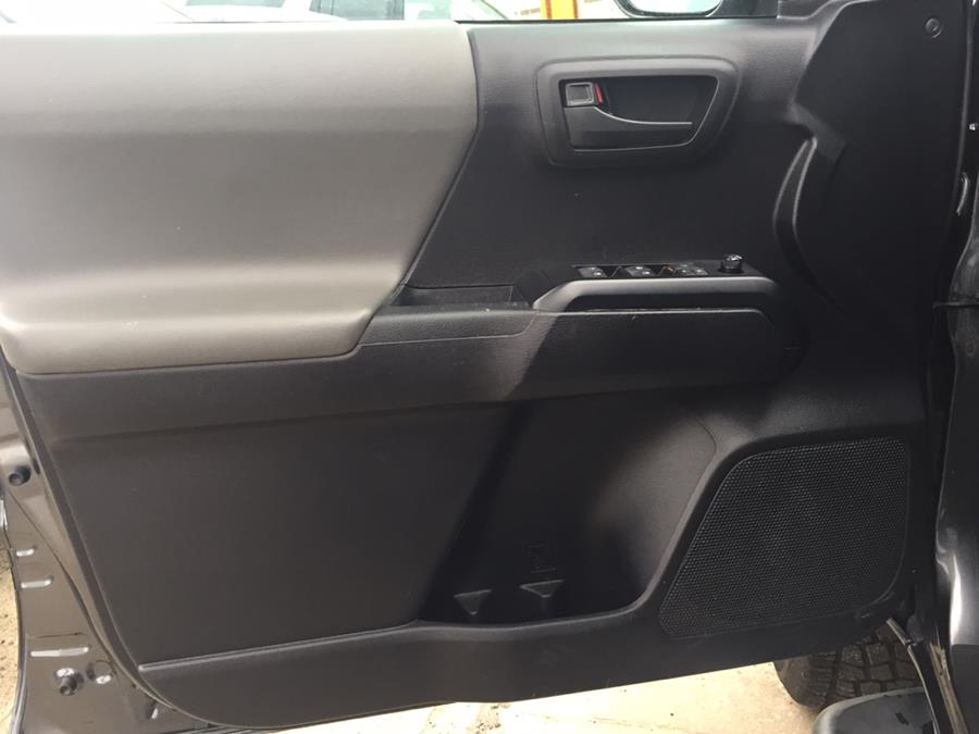 2021 Toyota Tacoma 4WD SR5 Double Cab 5'' Bed, available for sale in Jamaica, New York | Sylhet Motors Inc.. Jamaica, New York 2021 Toyota Tacoma 4WD SR5 Double Cab 5'' Bed, available for sale in Jamaica, New York | Sylhet Motors Inc.. Jamaica, New York