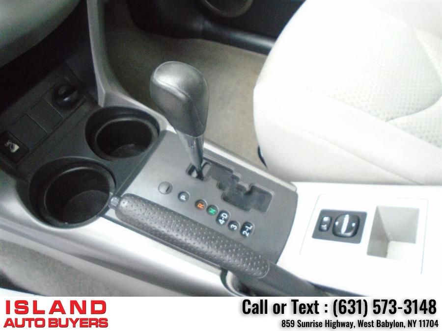 Used Toyota Rav4 Base 4x4 4dr SUV V6 2008 | Island Auto Buyers. West Babylon, New York Used Toyota Rav4 Base 4x4 4dr SUV V6 2008 | Island Auto Buyers. West Babylon, New York