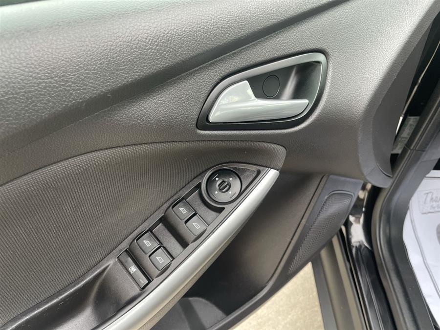 2012 Ford Focus 5dr HB SE, available for sale in Elida, Ohio | Josh's All Under Ten LLC. Elida, Ohio 2012 Ford Focus 5dr HB SE, available for sale in Elida, Ohio | Josh's All Under Ten LLC. Elida, Ohio