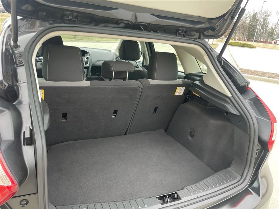 2012 Ford Focus 5dr HB SE, available for sale in Elida, Ohio | Josh's All Under Ten LLC. Elida, Ohio 2012 Ford Focus 5dr HB SE, available for sale in Elida, Ohio | Josh's All Under Ten LLC. Elida, Ohio