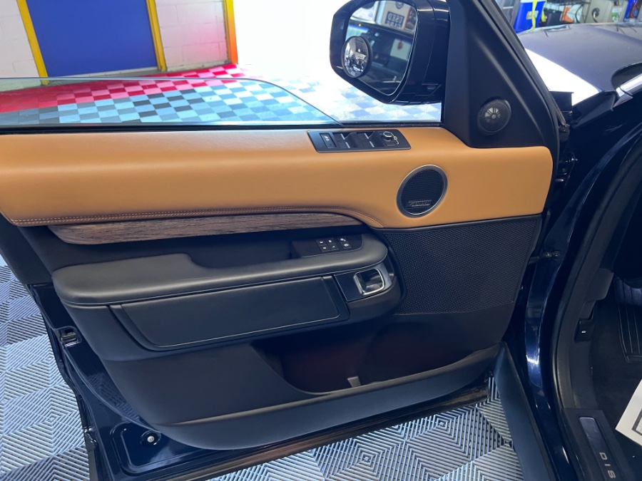 2019 Land Rover Discovery HSE Luxury V6 Supercharged, available for sale in West Babylon , New York | MP Motors Inc. West Babylon , New York 2019 Land Rover Discovery HSE Luxury V6 Supercharged, available for sale in West Babylon , New York | MP Motors Inc. West Babylon , New York
