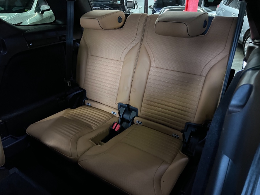 2019 Land Rover Discovery HSE Luxury V6 Supercharged, available for sale in West Babylon , New York | MP Motors Inc. West Babylon , New York 2019 Land Rover Discovery HSE Luxury V6 Supercharged, available for sale in West Babylon , New York | MP Motors Inc. West Babylon , New York