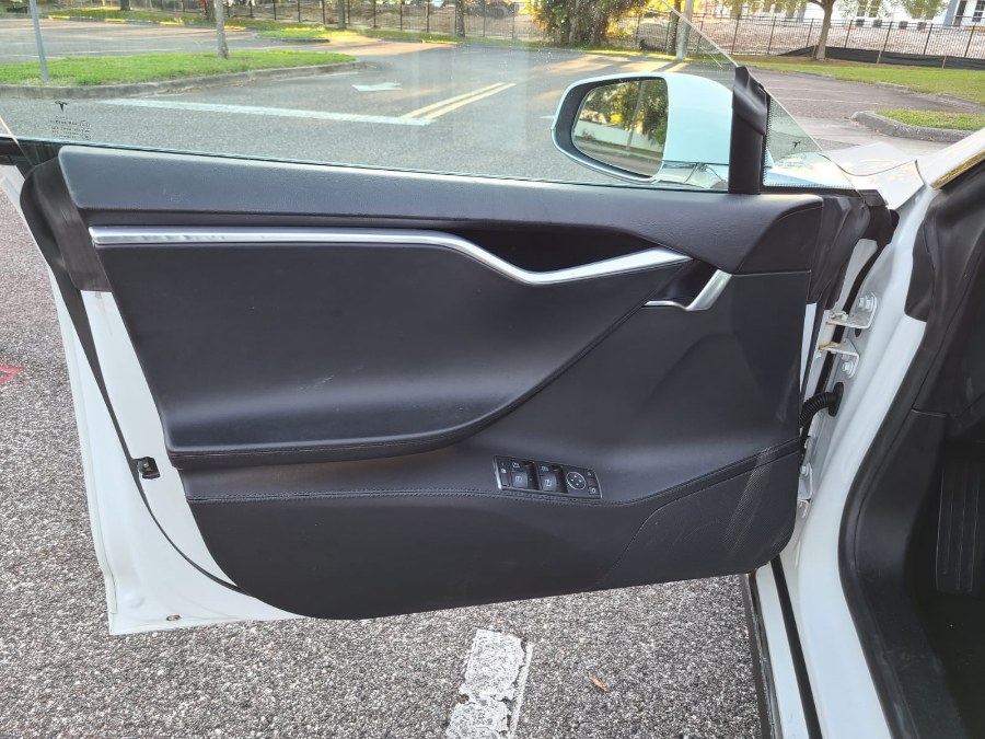 2013 Tesla Model S 4dr Sdn, available for sale in Longwood, Florida | Majestic Autos Inc.. Longwood, Florida 2013 Tesla Model S 4dr Sdn, available for sale in Longwood, Florida | Majestic Autos Inc.. Longwood, Florida