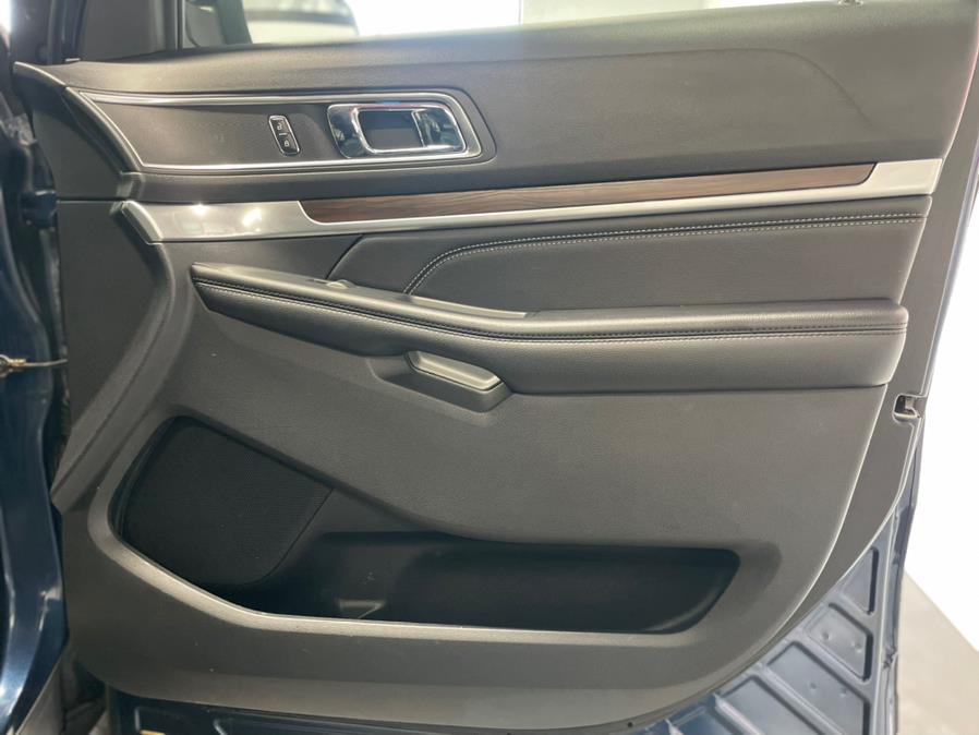 2017 Ford Explorer Limited Limited 4WD, available for sale in Hollis, New York | Jamaica 26 Motors. Hollis, New York 2017 Ford Explorer Limited Limited 4WD, available for sale in Hollis, New York | Jamaica 26 Motors. Hollis, New York
