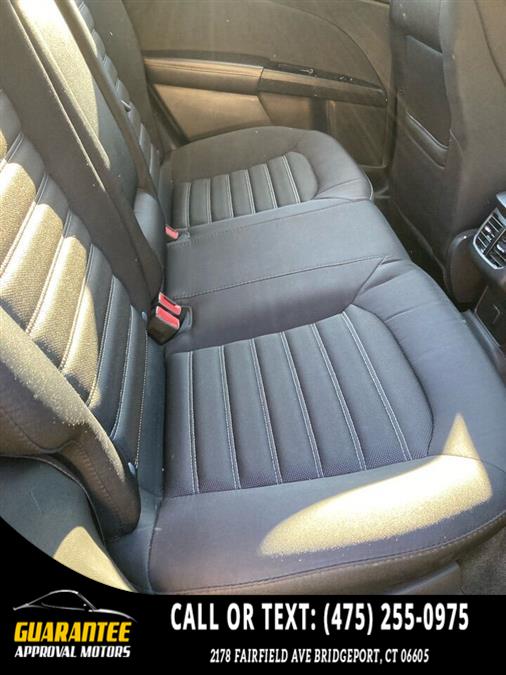 2015 Ford Fusion SE 4dr Sedan, available for sale in Bridgeport, Connecticut | Guarantee Approval Motors. Bridgeport, Connecticut 2015 Ford Fusion SE 4dr Sedan, available for sale in Bridgeport, Connecticut | Guarantee Approval Motors. Bridgeport, Connecticut