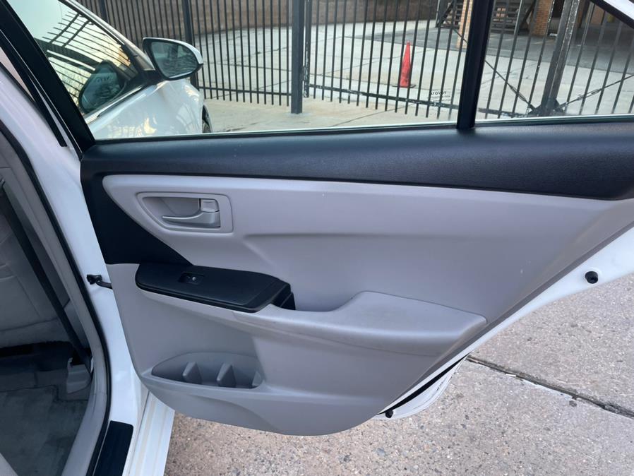 2016 Toyota Camry 4dr Sdn I4 Auto LE (Natl), available for sale in Jamaica, New York | Sylhet Motors Inc.. Jamaica, New York 2016 Toyota Camry 4dr Sdn I4 Auto LE (Natl), available for sale in Jamaica, New York | Sylhet Motors Inc.. Jamaica, New York