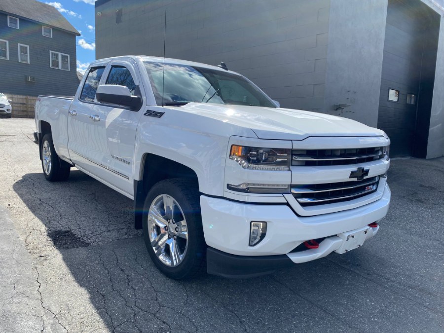 2018 Chevrolet Silverado 1500 4WD Double Cab 143.5" Custom, available for sale in Peabody, Massachusetts | New Star Motors. Peabody, Massachusetts