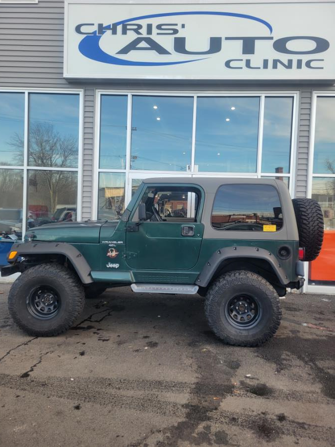 Used Jeep Wrangler 2dr Sahara 2001 | Chris's Auto Clinic. Plainville, Connecticut Used Jeep Wrangler 2dr Sahara 2001 | Chris's Auto Clinic. Plainville, Connecticut