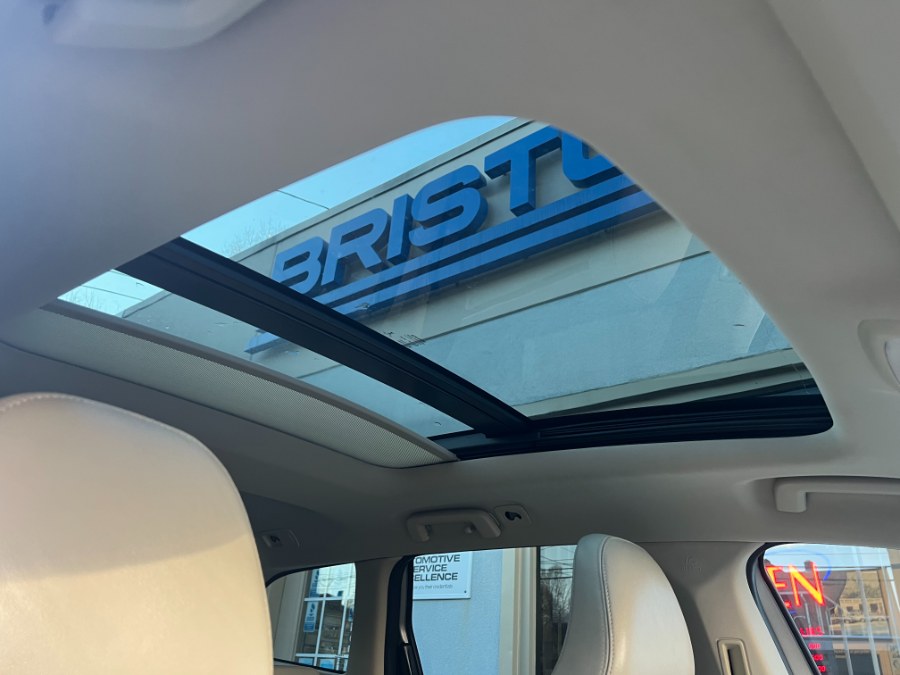 2015 Volvo XC60 2015.5 AWD 4dr T6 Platinum, available for sale in Bristol, Connecticut | Bristol Auto Center LLC. Bristol, Connecticut 2015 Volvo XC60 2015.5 AWD 4dr T6 Platinum, available for sale in Bristol, Connecticut | Bristol Auto Center LLC. Bristol, Connecticut