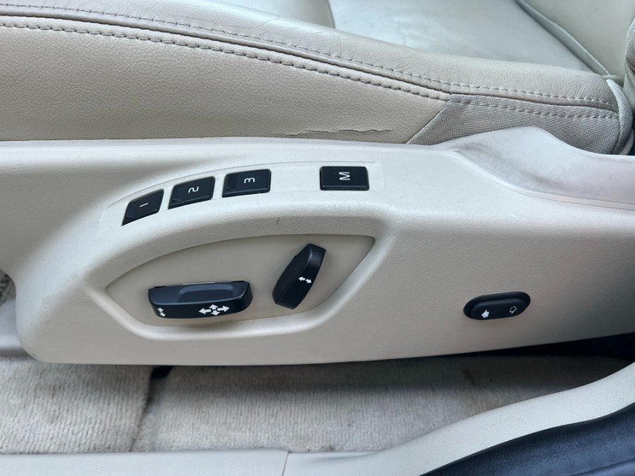 2015 Volvo XC60 2015.5 AWD 4dr T6 Platinum, available for sale in Bristol, Connecticut | Bristol Auto Center LLC. Bristol, Connecticut 2015 Volvo XC60 2015.5 AWD 4dr T6 Platinum, available for sale in Bristol, Connecticut | Bristol Auto Center LLC. Bristol, Connecticut