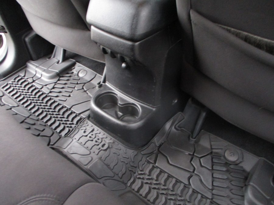 2014 Jeep Wrangler Unlimited 4WD 4dr Sport, available for sale in Massapequa, New York | South Shore Auto Brokers & Sales. Massapequa, New York 2014 Jeep Wrangler Unlimited 4WD 4dr Sport, available for sale in Massapequa, New York | South Shore Auto Brokers & Sales. Massapequa, New York