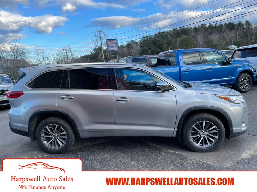 Used Toyota Highlander XLE V6 AWD (Natl) 2018 | Harpswell Auto Sales Inc. Harpswell, Maine Used Toyota Highlander XLE V6 AWD (Natl) 2018 | Harpswell Auto Sales Inc. Harpswell, Maine