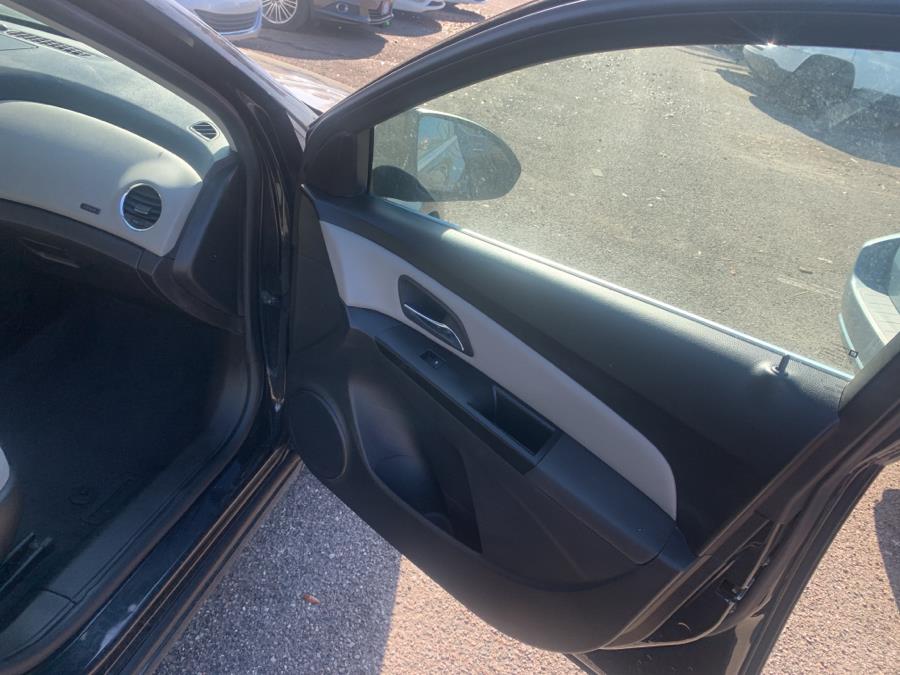 2014 Chevrolet Cruze 4dr Sdn Auto 1LT, available for sale in Kissimmee, Florida | Central florida Auto Trader. Kissimmee, Florida 2014 Chevrolet Cruze 4dr Sdn Auto 1LT, available for sale in Kissimmee, Florida | Central florida Auto Trader. Kissimmee, Florida