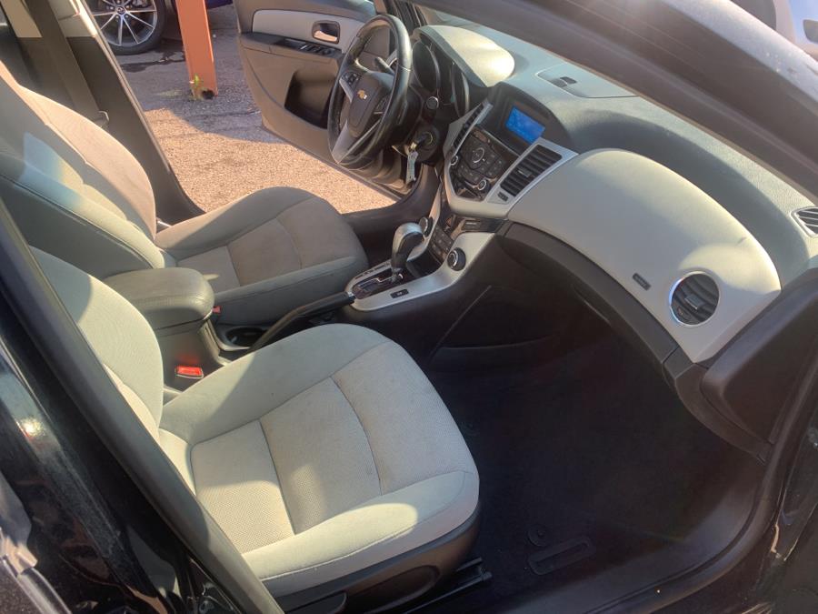2014 Chevrolet Cruze 4dr Sdn Auto 1LT, available for sale in Kissimmee, Florida | Central florida Auto Trader. Kissimmee, Florida 2014 Chevrolet Cruze 4dr Sdn Auto 1LT, available for sale in Kissimmee, Florida | Central florida Auto Trader. Kissimmee, Florida
