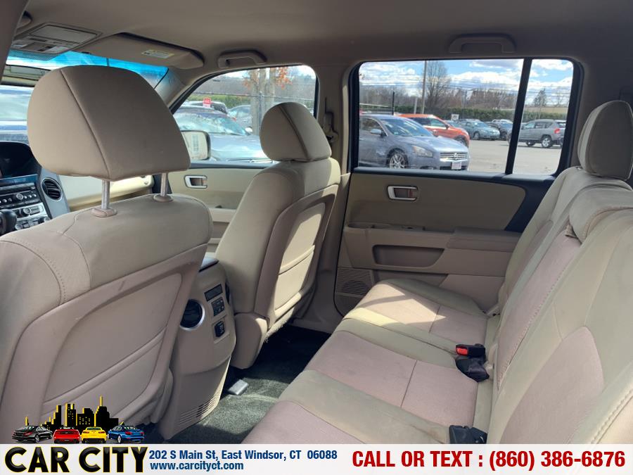 2014 Honda Pilot 4WD 4dr EX, available for sale in East Windsor, Connecticut | Car City LLC. East Windsor, Connecticut 2014 Honda Pilot 4WD 4dr EX, available for sale in East Windsor, Connecticut | Car City LLC. East Windsor, Connecticut