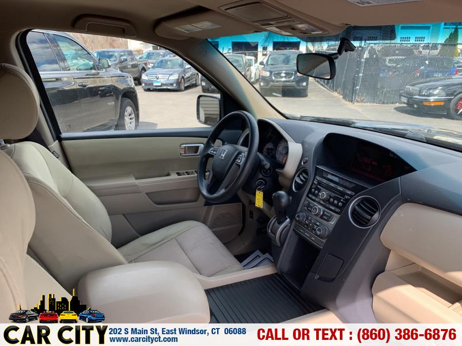 2014 Honda Pilot 4WD 4dr EX, available for sale in East Windsor, Connecticut | Car City LLC. East Windsor, Connecticut 2014 Honda Pilot 4WD 4dr EX, available for sale in East Windsor, Connecticut | Car City LLC. East Windsor, Connecticut
