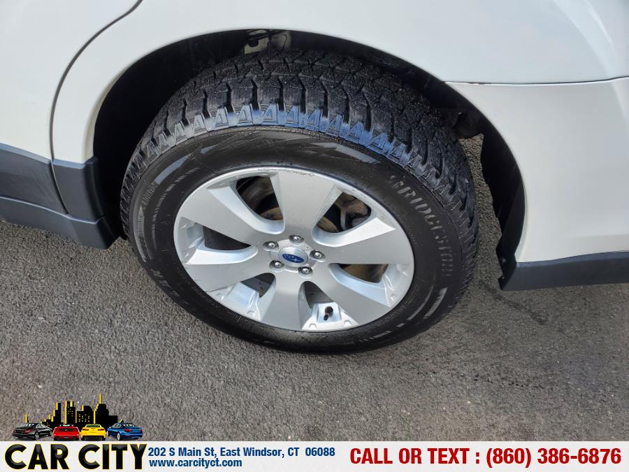 2012 Subaru Outback 4dr Wgn H4 Auto 2.5i Limited, available for sale in East Windsor, Connecticut | Car City LLC. East Windsor, Connecticut 2012 Subaru Outback 4dr Wgn H4 Auto 2.5i Limited, available for sale in East Windsor, Connecticut | Car City LLC. East Windsor, Connecticut