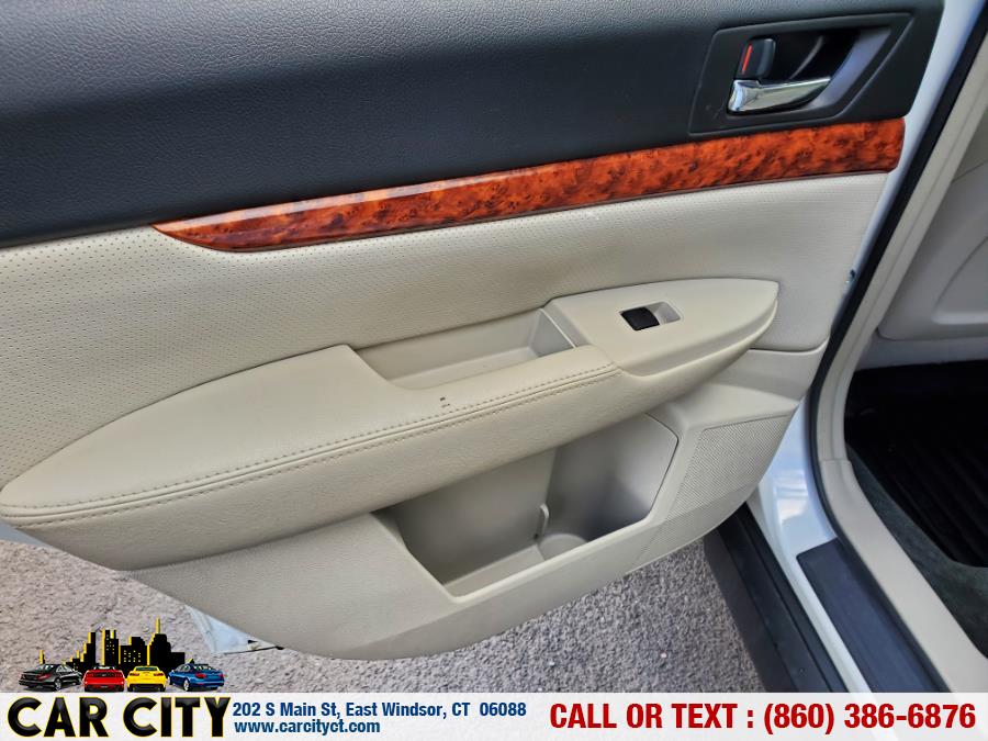 2012 Subaru Outback 4dr Wgn H4 Auto 2.5i Limited, available for sale in East Windsor, Connecticut | Car City LLC. East Windsor, Connecticut 2012 Subaru Outback 4dr Wgn H4 Auto 2.5i Limited, available for sale in East Windsor, Connecticut | Car City LLC. East Windsor, Connecticut