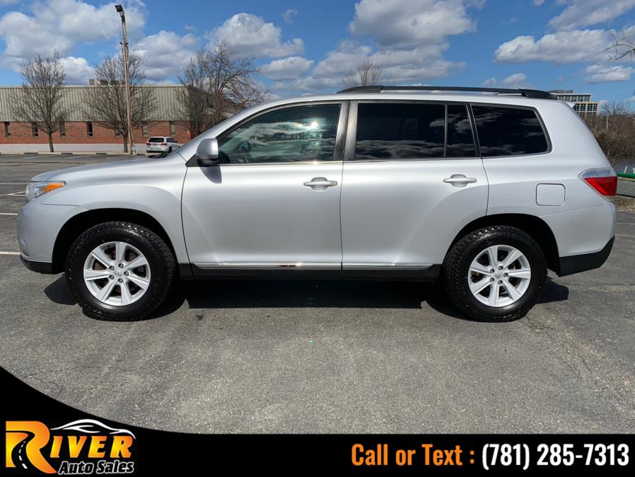 Used Toyota Highlander 4WD 4dr V6 SE (Natl) 2013 | River Auto Sales. Malden, Massachusetts Used Toyota Highlander 4WD 4dr V6 SE (Natl) 2013 | River Auto Sales. Malden, Massachusetts
