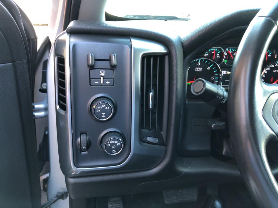 2016 Chevrolet Silverado 1500 4WD Double Cab LT, available for sale in Waterbury, Connecticut | National Auto Brokers, Inc.. Waterbury, Connecticut 2016 Chevrolet Silverado 1500 4WD Double Cab LT, available for sale in Waterbury, Connecticut | National Auto Brokers, Inc.. Waterbury, Connecticut
