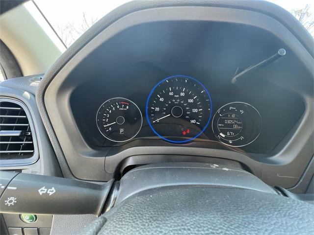 2017 Honda Hr-v LX, available for sale in Stratford, Connecticut | Wiz Leasing Inc. Stratford, Connecticut 2017 Honda Hr-v LX, available for sale in Stratford, Connecticut | Wiz Leasing Inc. Stratford, Connecticut