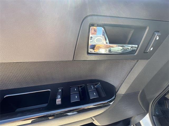 Used Ford Escape Limited 2012 | Wiz Leasing Inc. Stratford, Connecticut Used Ford Escape Limited 2012 | Wiz Leasing Inc. Stratford, Connecticut