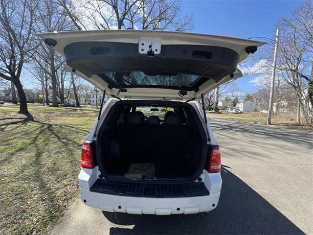 Used Ford Escape Limited 2012 | Wiz Leasing Inc. Stratford, Connecticut Used Ford Escape Limited 2012 | Wiz Leasing Inc. Stratford, Connecticut