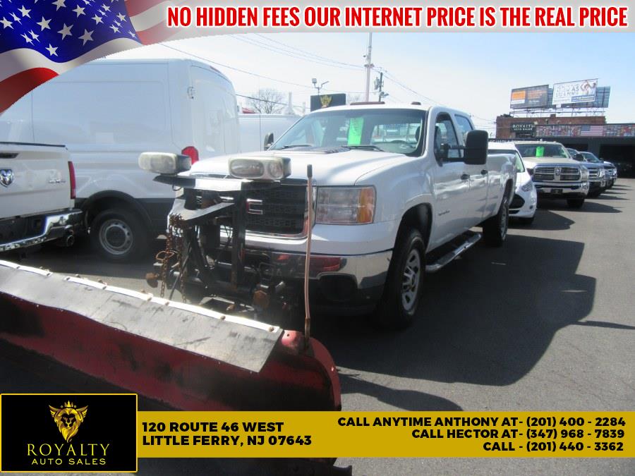 2011 GMC Sierra 3500HD 4WD Crew Cab 167.7" SRW Work Truck, available for sale in Little Ferry, New Jersey | Royalty Auto Sales. Little Ferry, New Jersey