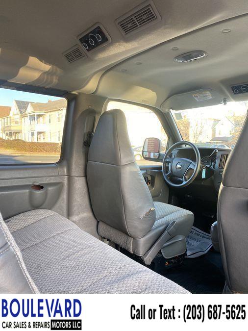 Used Chevrolet Express 3500 Passenger LT Van 3D 2008 | Boulevard Motors LLC. New Haven, Connecticut Used Chevrolet Express 3500 Passenger LT Van 3D 2008 | Boulevard Motors LLC. New Haven, Connecticut
