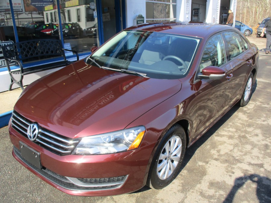2013 Volkswagen Passat 4dr Sdn 2.5L Auto S PZEV, available for sale in Meriden, Connecticut | Cos Central Auto. Meriden, Connecticut 2013 Volkswagen Passat 4dr Sdn 2.5L Auto S PZEV, available for sale in Meriden, Connecticut | Cos Central Auto. Meriden, Connecticut
