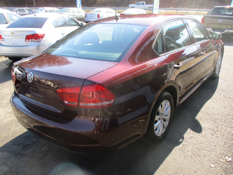 2013 Volkswagen Passat 4dr Sdn 2.5L Auto S PZEV, available for sale in Meriden, Connecticut | Cos Central Auto. Meriden, Connecticut 2013 Volkswagen Passat 4dr Sdn 2.5L Auto S PZEV, available for sale in Meriden, Connecticut | Cos Central Auto. Meriden, Connecticut
