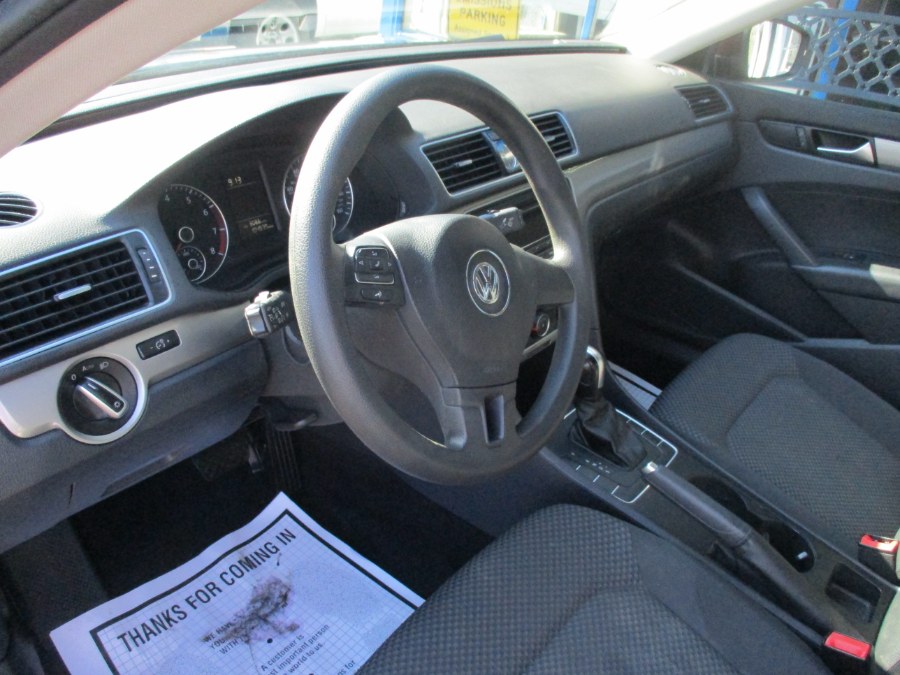 2013 Volkswagen Passat 4dr Sdn 2.5L Auto S PZEV, available for sale in Meriden, Connecticut | Cos Central Auto. Meriden, Connecticut 2013 Volkswagen Passat 4dr Sdn 2.5L Auto S PZEV, available for sale in Meriden, Connecticut | Cos Central Auto. Meriden, Connecticut