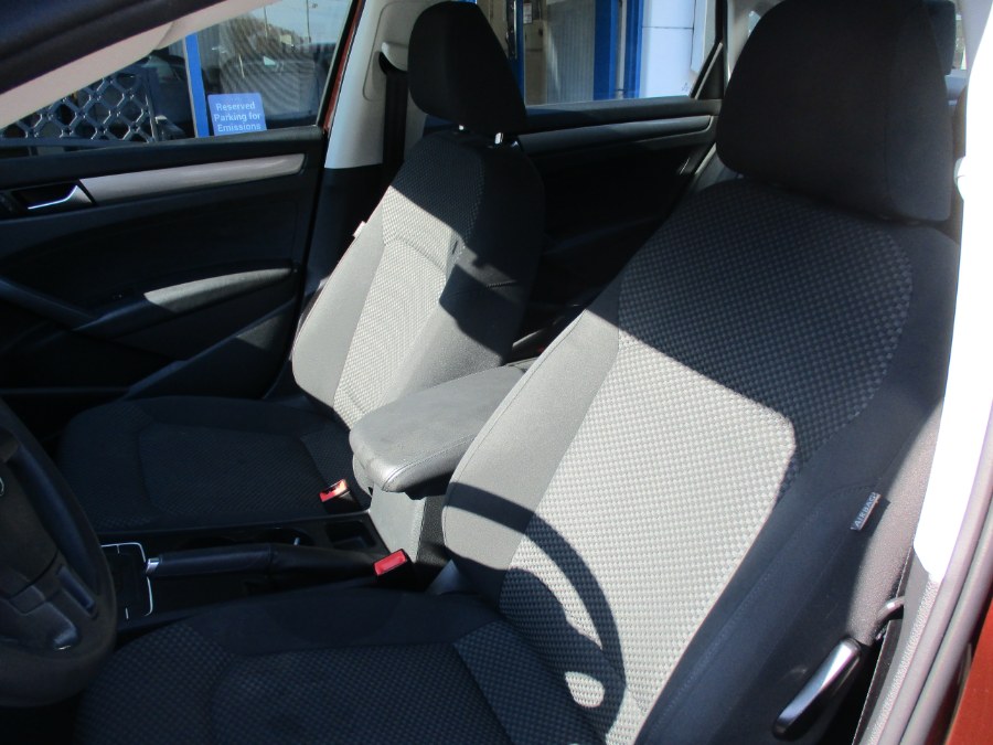 2013 Volkswagen Passat 4dr Sdn 2.5L Auto S PZEV, available for sale in Meriden, Connecticut | Cos Central Auto. Meriden, Connecticut 2013 Volkswagen Passat 4dr Sdn 2.5L Auto S PZEV, available for sale in Meriden, Connecticut | Cos Central Auto. Meriden, Connecticut