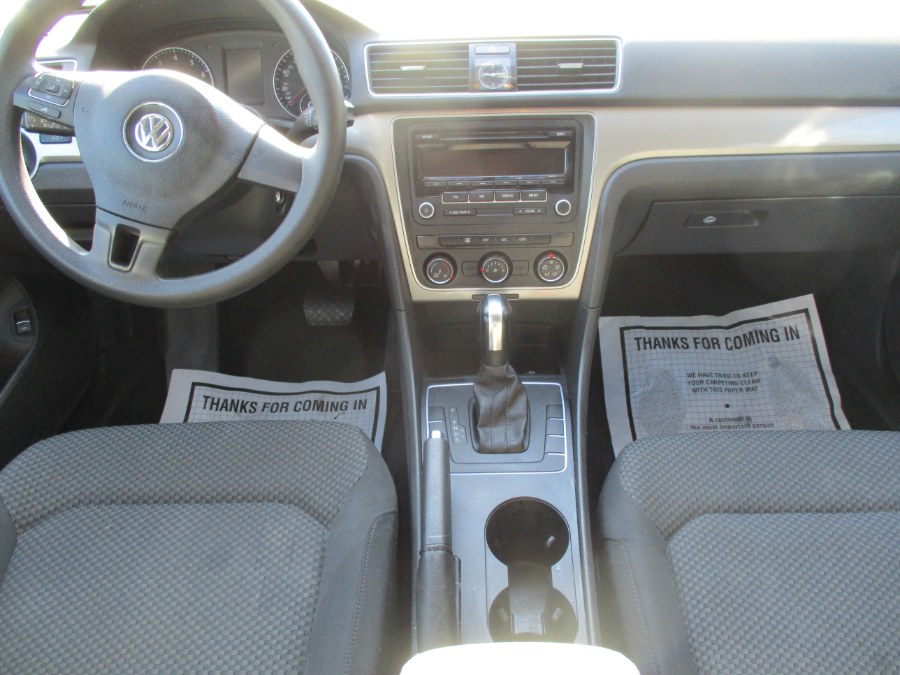 2013 Volkswagen Passat 4dr Sdn 2.5L Auto S PZEV, available for sale in Meriden, Connecticut | Cos Central Auto. Meriden, Connecticut 2013 Volkswagen Passat 4dr Sdn 2.5L Auto S PZEV, available for sale in Meriden, Connecticut | Cos Central Auto. Meriden, Connecticut