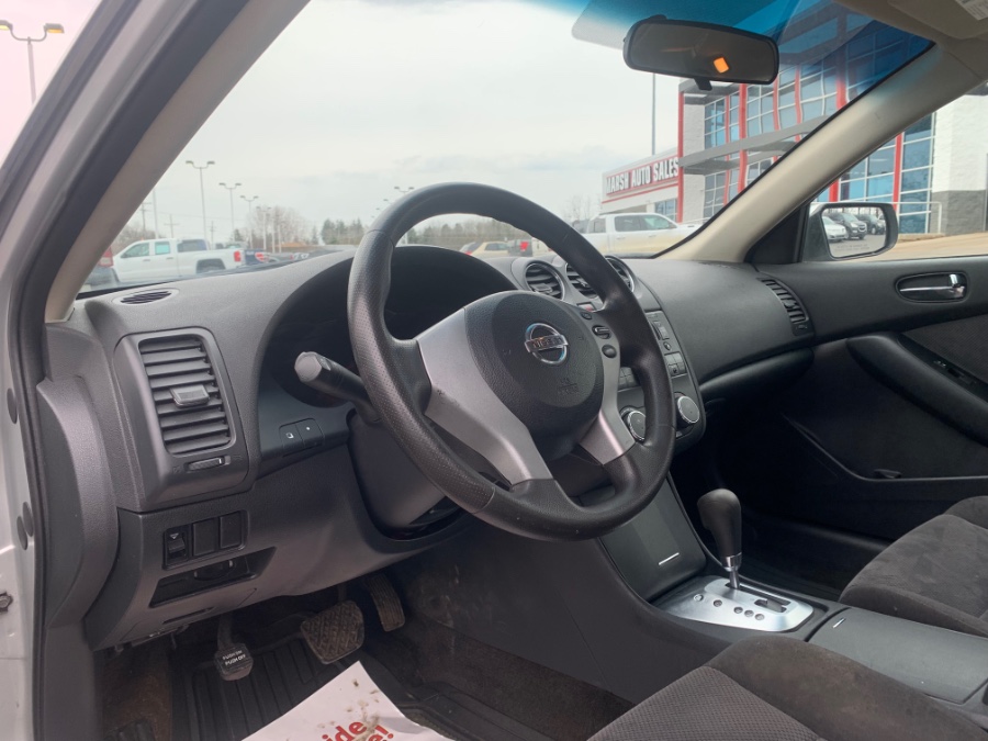 Used Nissan Altima 4dr Sdn I4 CVT 2.5 S 2008 | Marsh Auto Sales LLC. Ortonville, Michigan Used Nissan Altima 4dr Sdn I4 CVT 2.5 S 2008 | Marsh Auto Sales LLC. Ortonville, Michigan