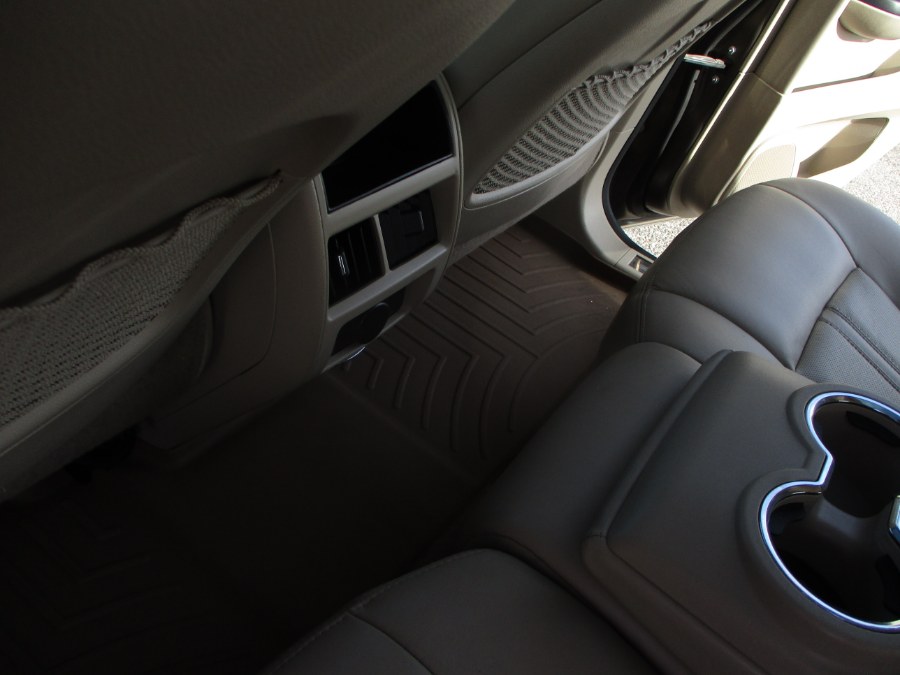 2014 Cadillac SRX AWD 4dr Luxury Collection, available for sale in Massapequa, New York | South Shore Auto Brokers & Sales. Massapequa, New York 2014 Cadillac SRX AWD 4dr Luxury Collection, available for sale in Massapequa, New York | South Shore Auto Brokers & Sales. Massapequa, New York