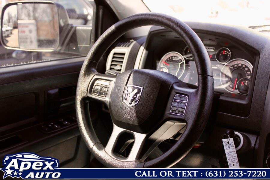Used Ram 1500 4WD Crew Cab 140.5" Express 2015 | Apex Auto. Selden, New York Used Ram 1500 4WD Crew Cab 140.5" Express 2015 | Apex Auto. Selden, New York
